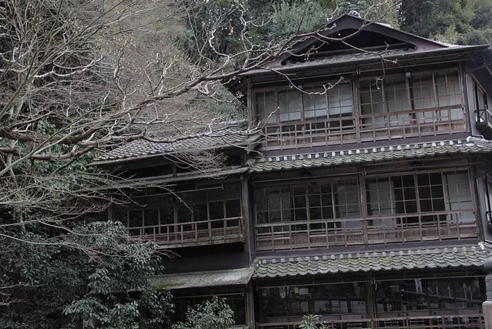 Building on Waterfall Hiking Trail